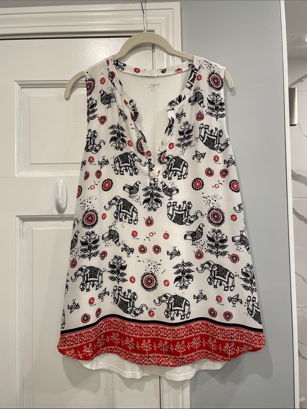 LOFT Outlet Sleeveless Flowy White and Red Elephant Printed Blouse